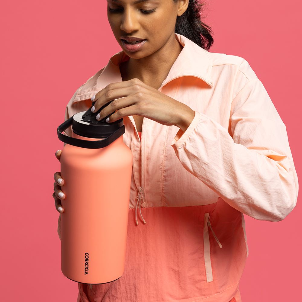 series-a-sport-jug-s6 968dacb42298--05.png