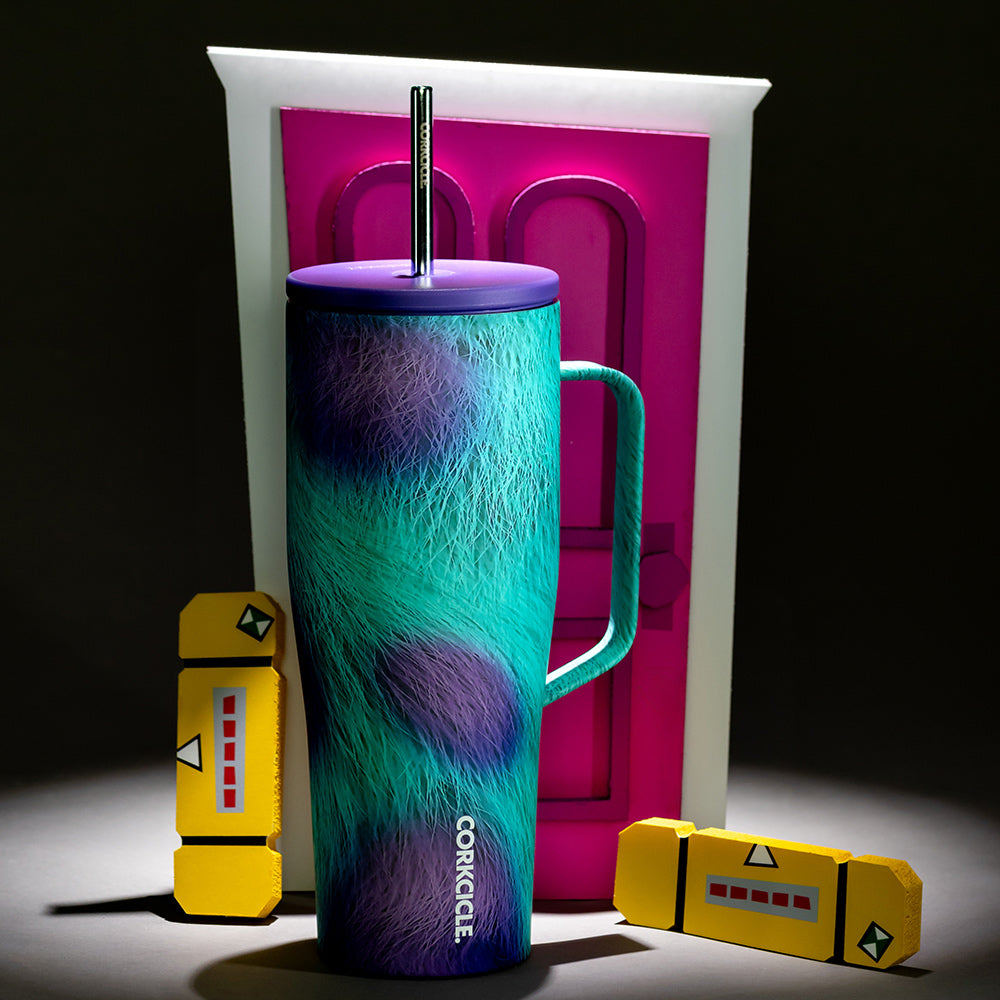 disney-pixar-cold-cup-xl-i3 MonstersInc-Lifestyle-PDP2.jpg
