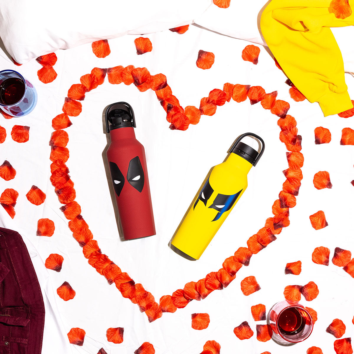 deadpool-and-wolverine-drinkware-y0 a7afce7e71cf--DeadpoolWolverine-PDPLifestyle2.jpg